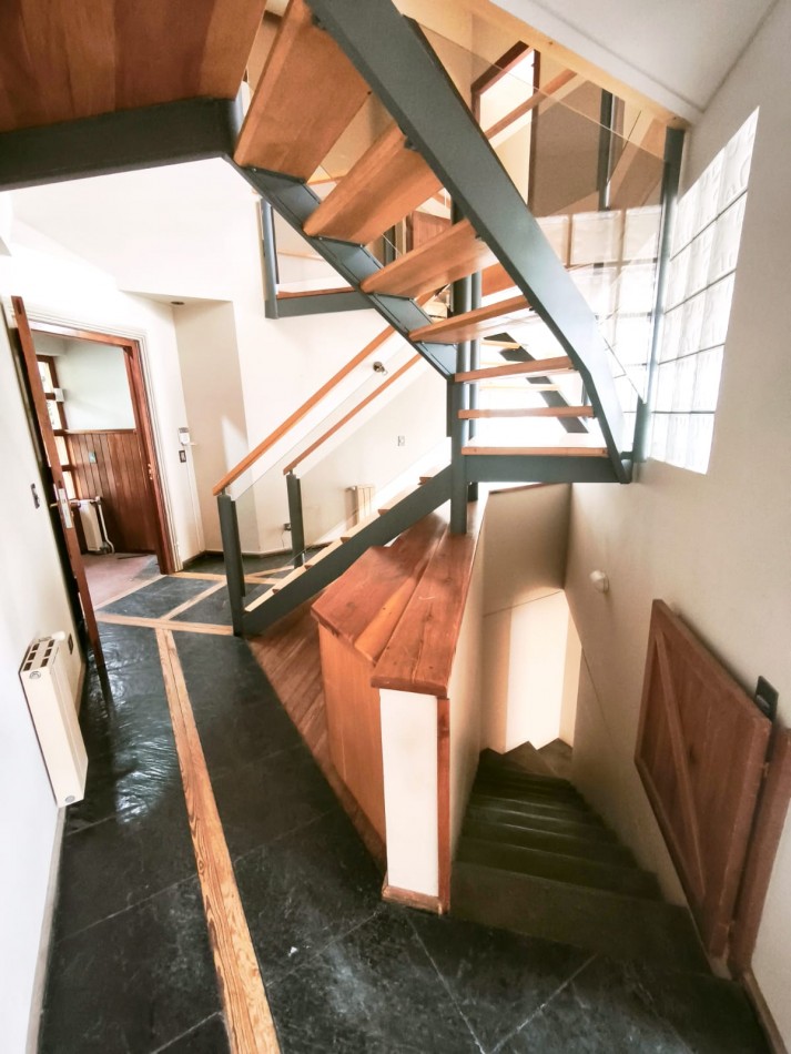 Casa 7 ambientes en Barrio Belgrano exclusiva zona residencial 