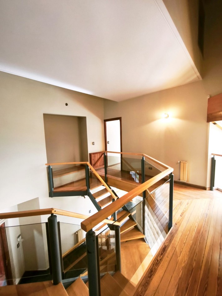 Casa 7 ambientes en Barrio Belgrano exclusiva zona residencial 