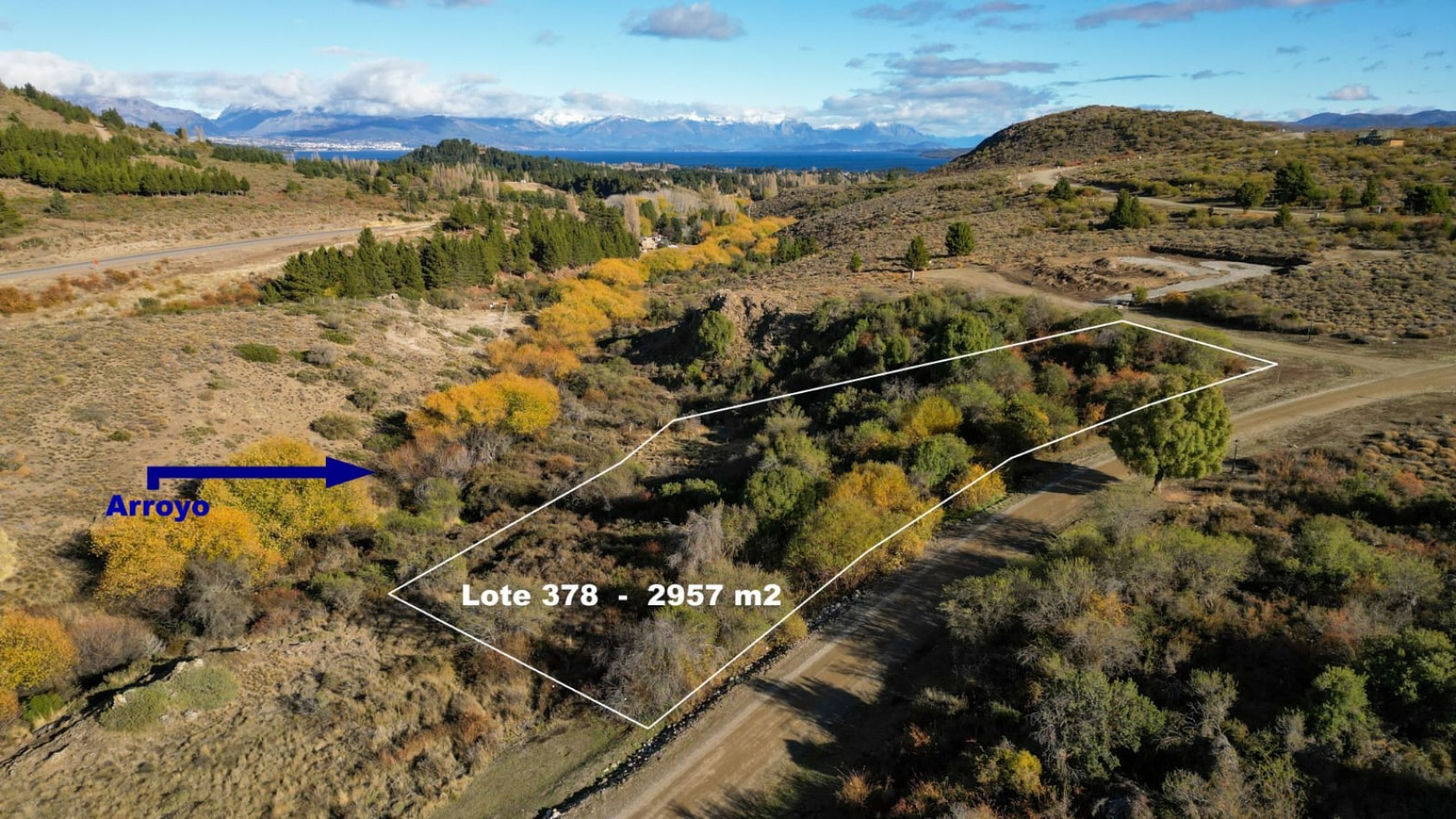 Barrancas de Dina Huapi lote 378 barrio privado a 15 km de Bariloche vigilancia plano vistas amenities tenis SUM