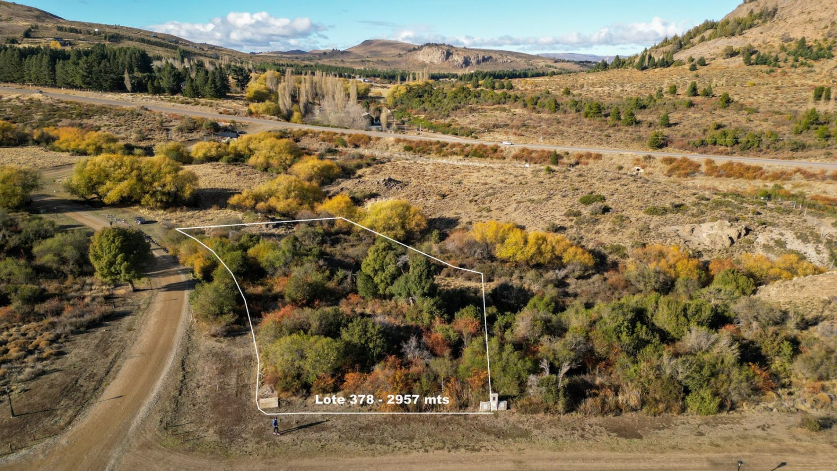 Barrancas de Dina Huapi lote 378 barrio privado a 15 km de Bariloche vigilancia plano vistas amenities tenis SUM