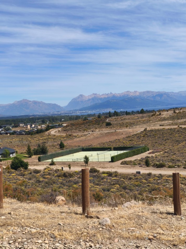 Barrancas de Dina Huapi lote 353 barrio privado a 15 km de Bariloche vigilancia plano vistas amenities tenis SUM