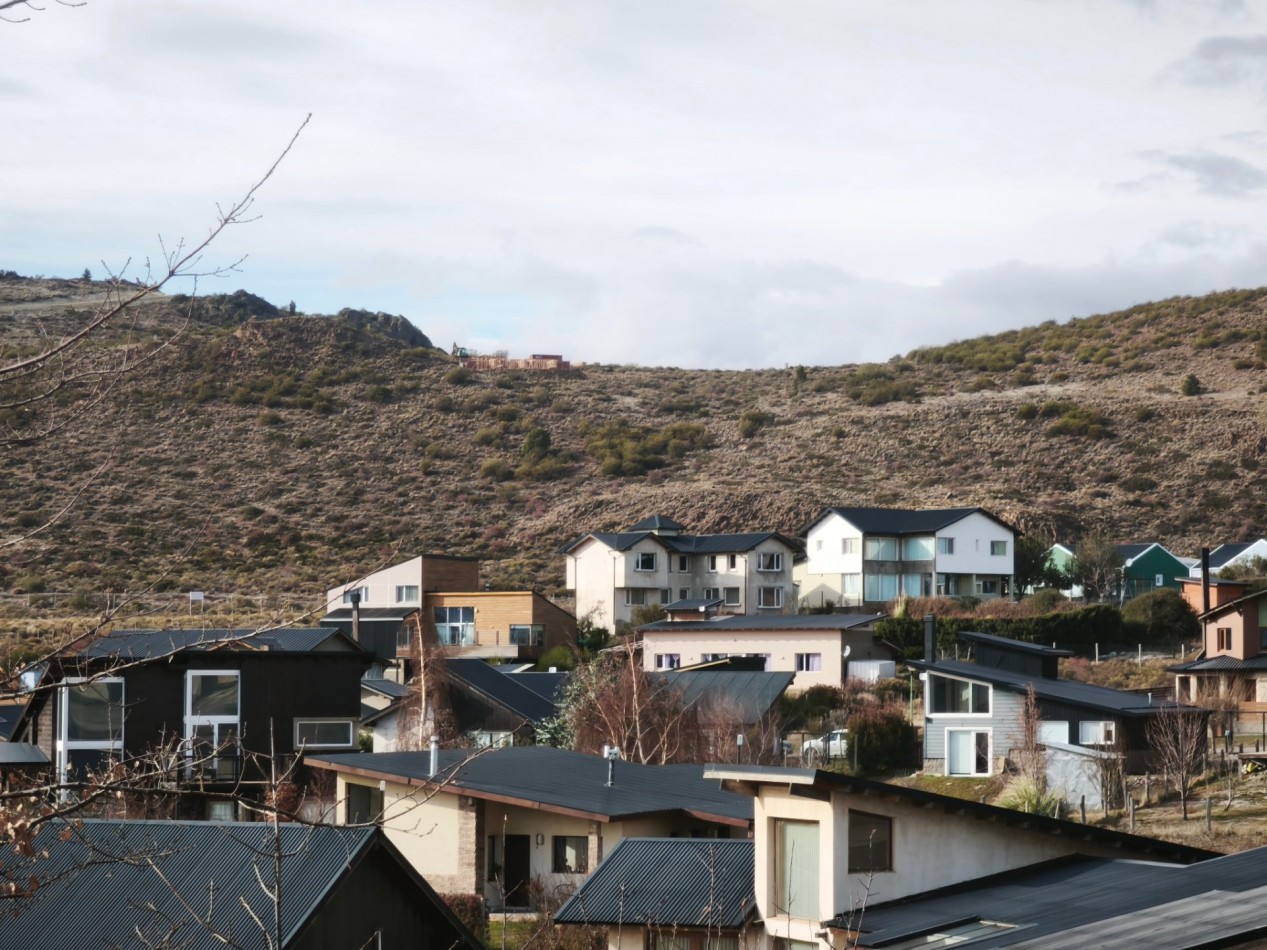 Casa en una planta Dina Huapi // con vista al Cerro Villegas