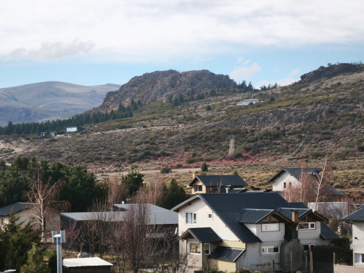 Casa en una planta Dina Huapi // con vista al Cerro Villegas
