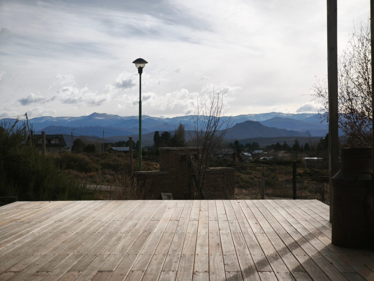 Casa en una planta Dina Huapi // con vista al Cerro Villegas