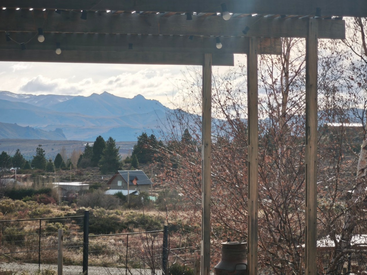 Casa en una planta Dina Huapi // con vista al Cerro Villegas