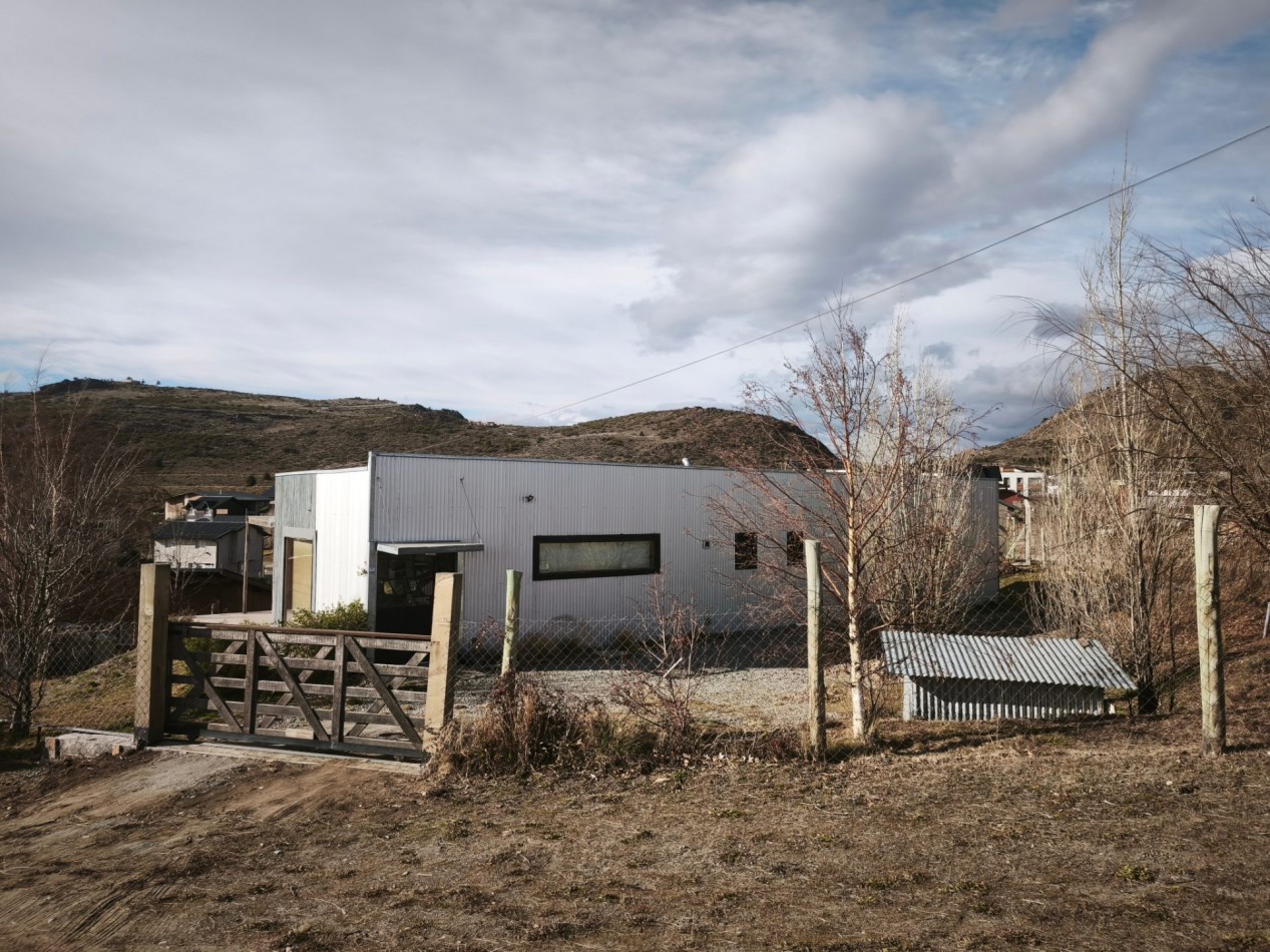 Casa en una planta Dina Huapi // con vista al Cerro Villegas