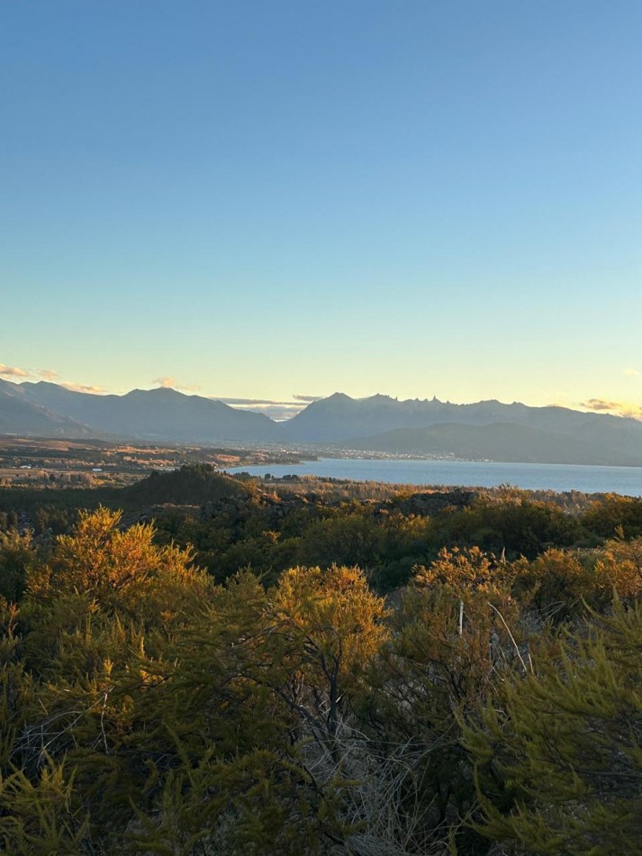Barrancas de Dina Huapi lote 290 barrio privado a 15 km de Bariloche vigilancia plano vistas amenities tenis SUM
