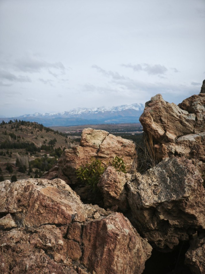 Barrancas de Dina Huapi lote 290 barrio privado a 15 km de Bariloche vigilancia plano vistas amenities tenis SUM