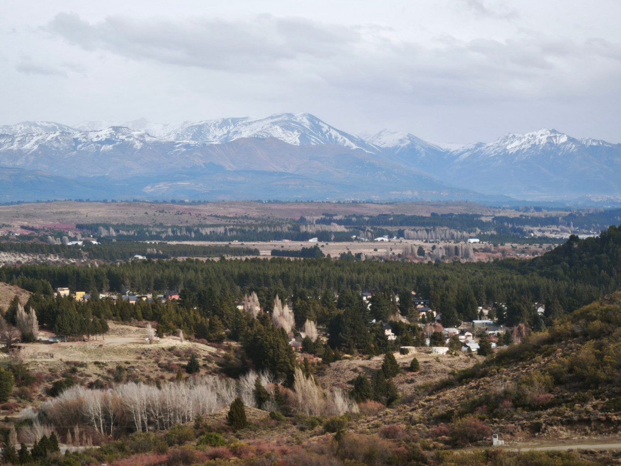 Barrancas de Dina Huapi lote 290 barrio privado a 15 km de Bariloche vigilancia plano vistas amenities tenis SUM