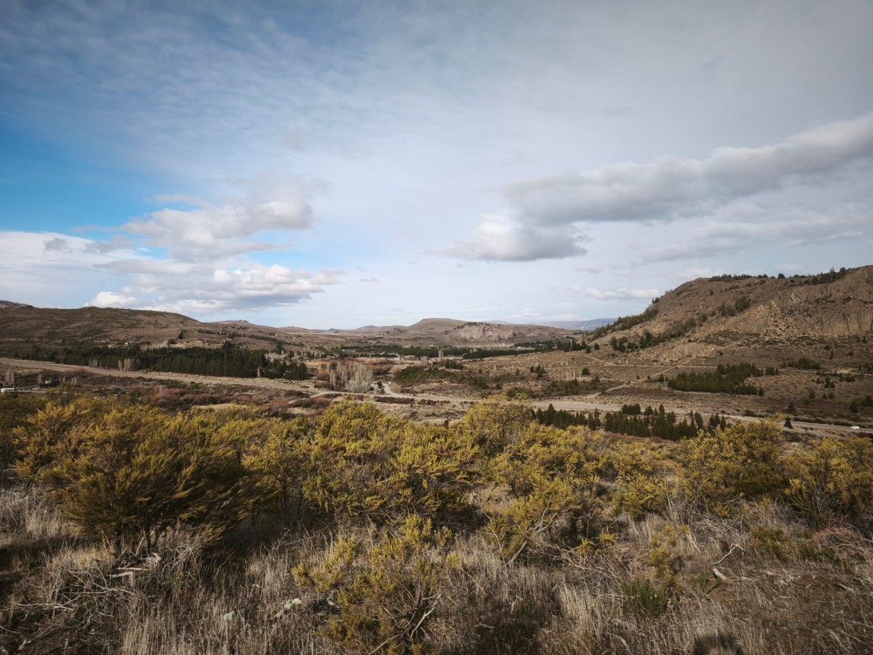 Barrancas de Dina Huapi lote 290 barrio privado a 15 km de Bariloche vigilancia plano vistas amenities tenis SUM