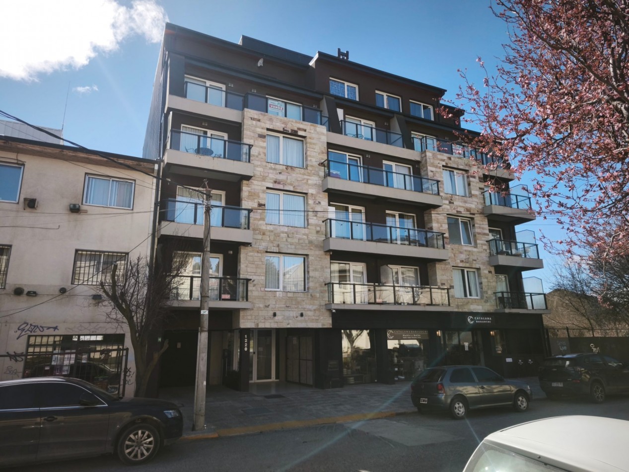  2 amb cochera fija cubierta vista lago centro de Bariloche apto turismo en venta departamento 