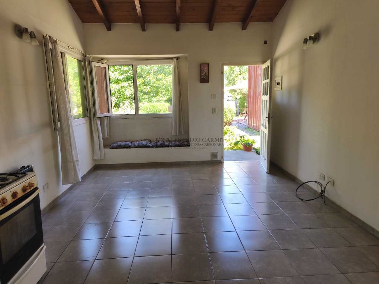 Casa en Lago Moreno con departamento + local u oficina en venta a 100 m de Playa del Viento Bariloche ideal vivienda mas renta turistica y emprendimiento