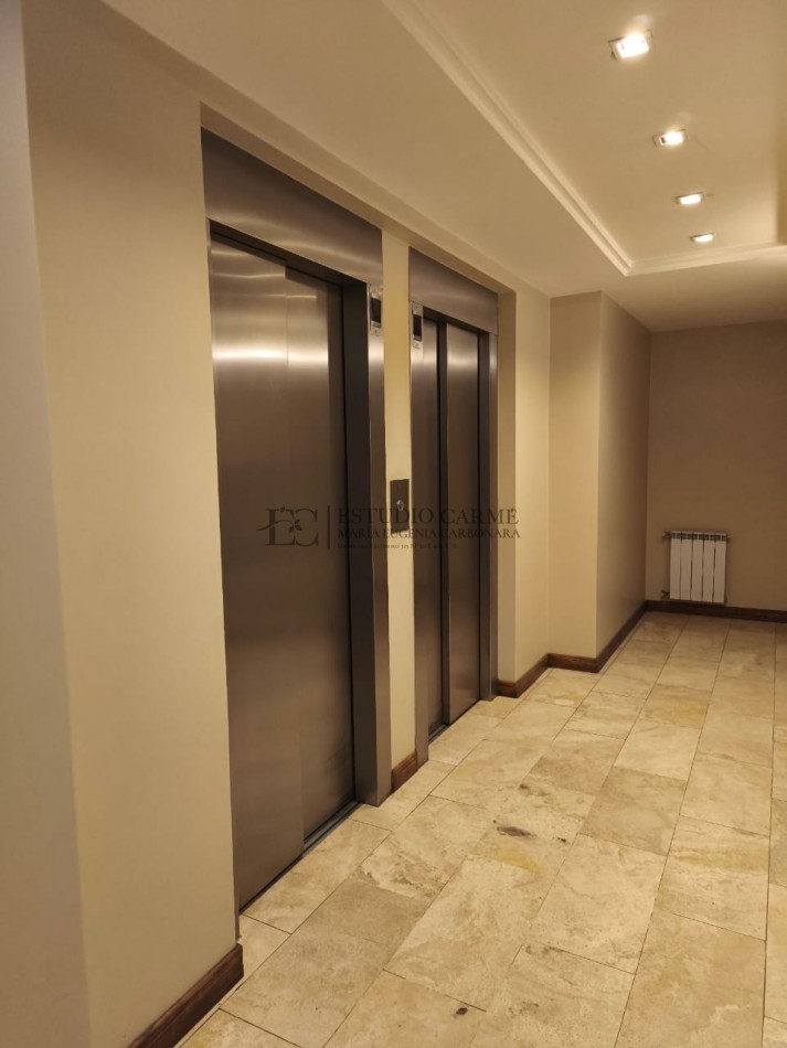 Depto 4 amb vivienda y apto profesional en el centro de Bariloche en alquiler permanente