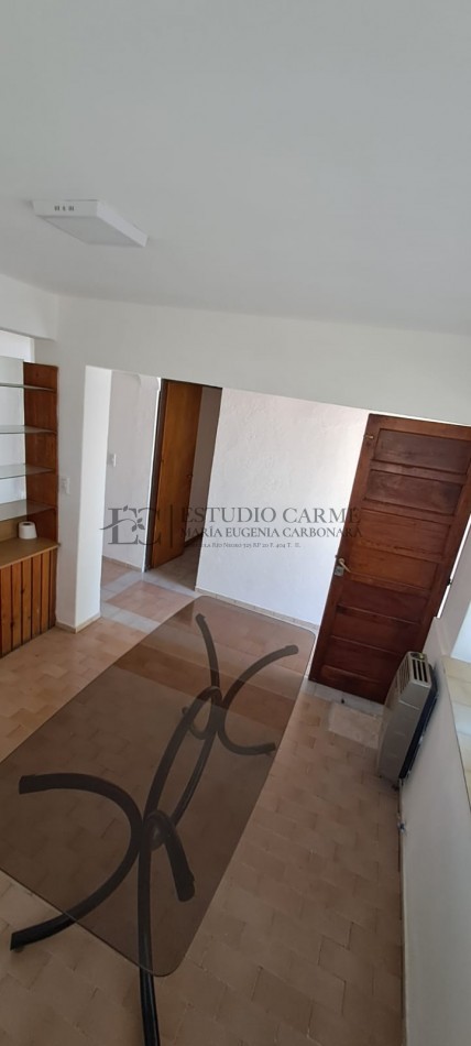 Lote con casa a 100 m del lago y del Rio Limay ubicacion estrategica en Dina Huapi con gas de red