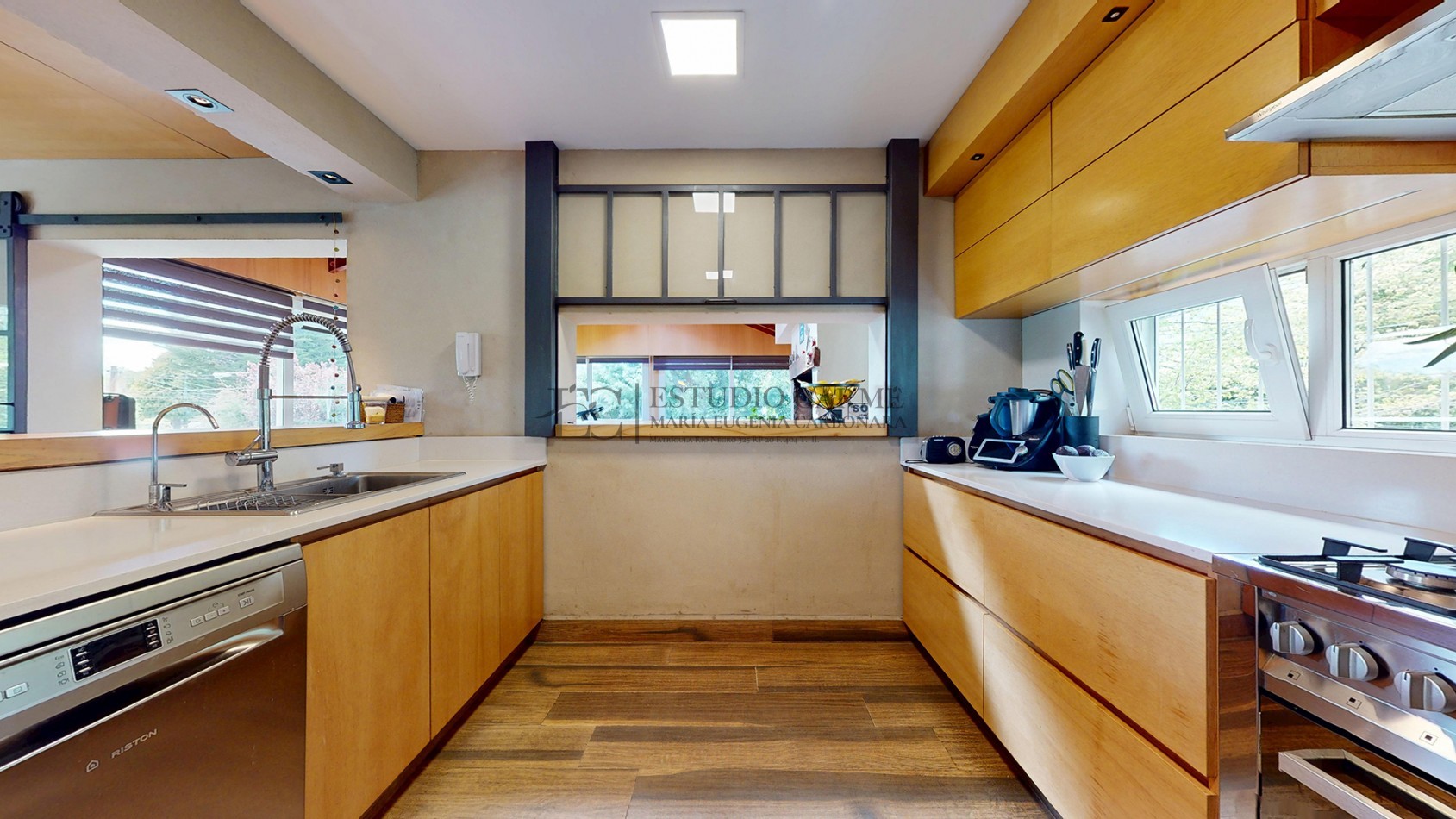 Amplia casa con pileta en La Cascada, Bariloche, en venta