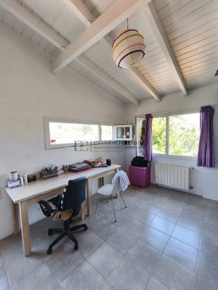 Casa en Lago Moreno con departamento + local u oficina en venta a 100 m de Playa del Viento Bariloche ideal vivienda mas renta turistica y emprendimiento