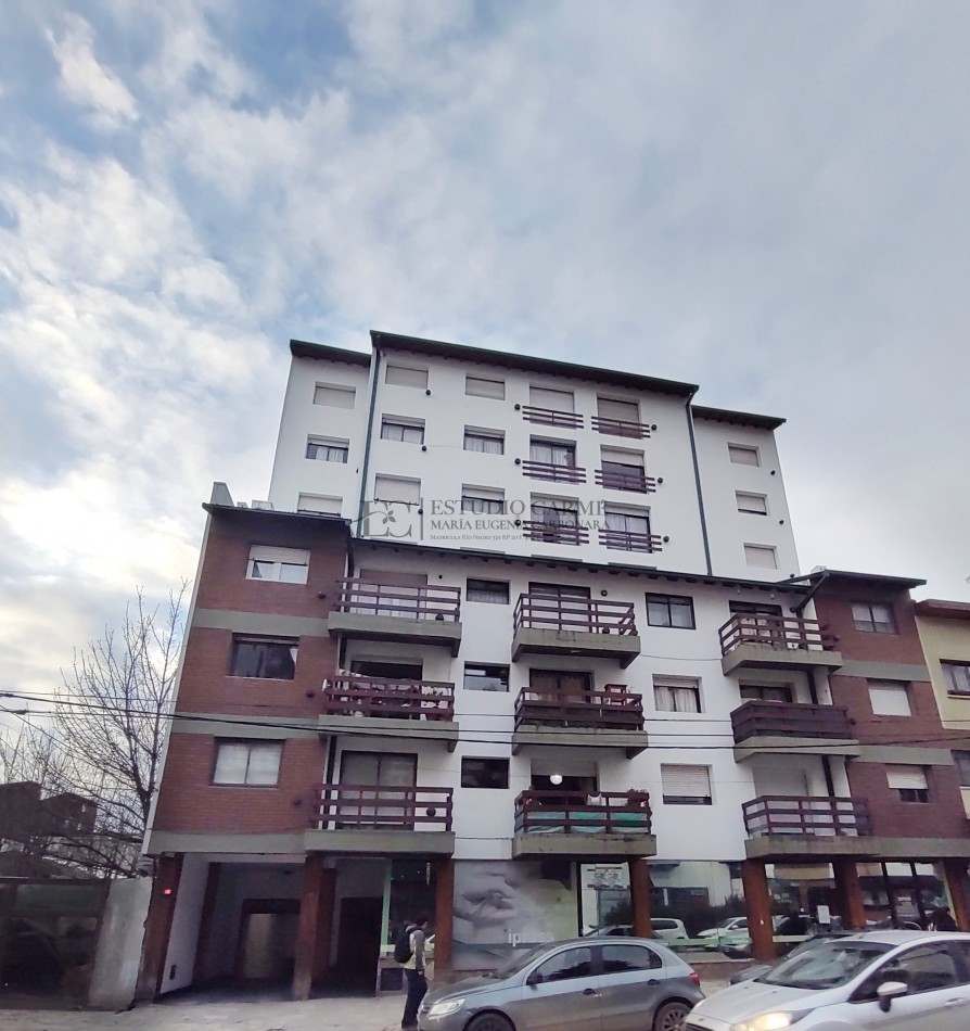 Depto 3 ambientes con baulera en el centro de Bariloche en venta apto credito hipotecario UVA
