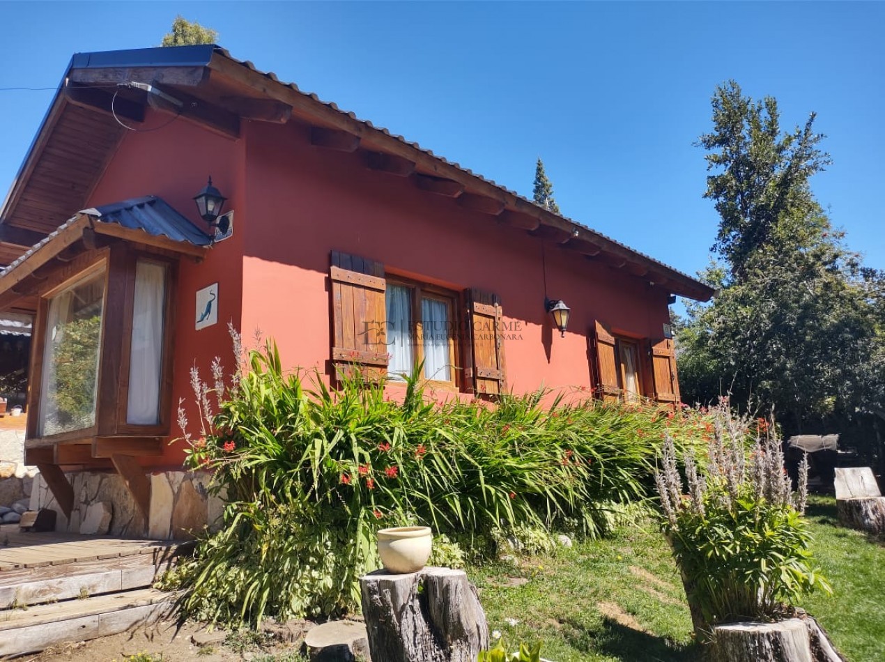 Casa en una planta en Bo. Las Rosas a 100 m de Bustillo km. 20,900 en venta en Bariloche