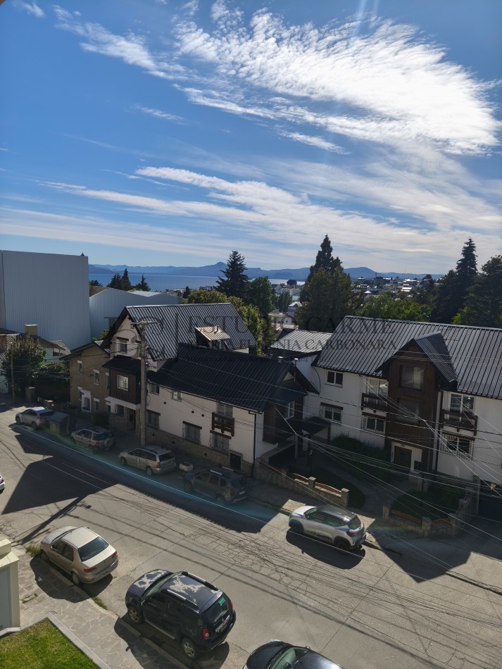 Duplex 3 amb 1 suite vista al lago cochera y baulera en Bo. Belgrano, Bariloche en venta ideal renta turistica 