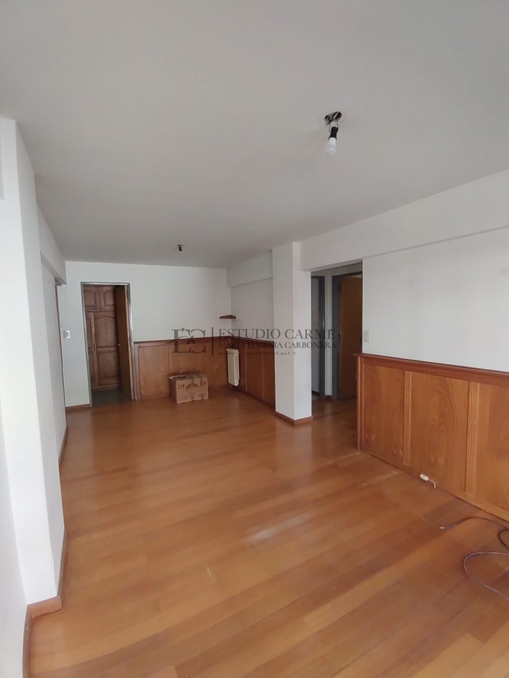 Depto 3 ambientes con baulera en el centro de Bariloche en venta apto credito hipotecario UVA