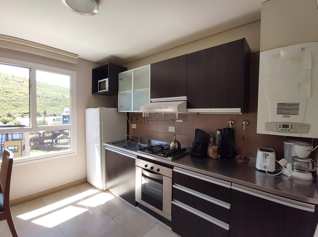 Departamento amoblado en Village Condo, Villa Catedral edif con spa, piscina cubierta gimnasio, jacuzzi. En venta apto turismo. Bariloche
