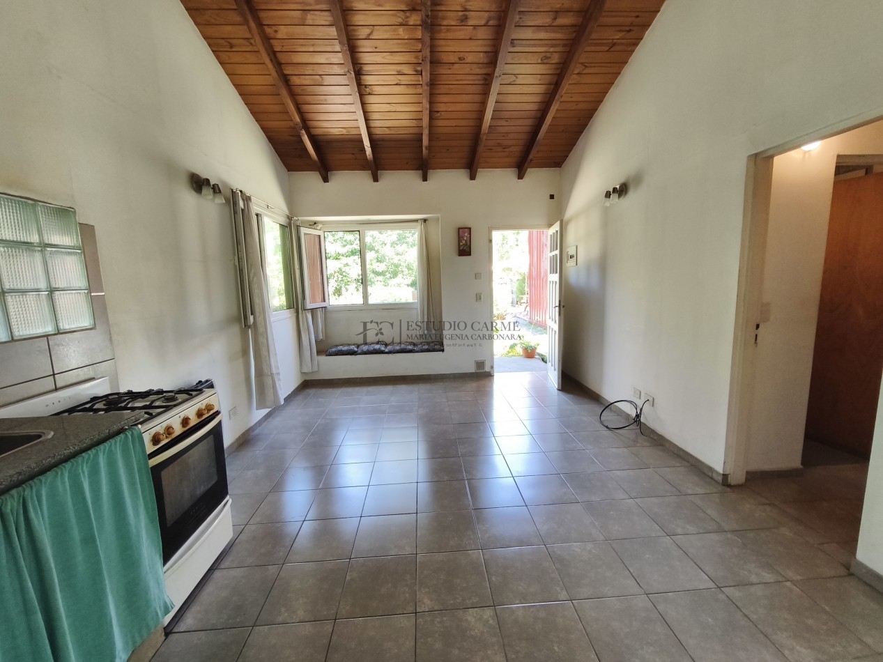 Casa en Lago Moreno con departamento + local u oficina en venta a 100 m de Playa del Viento Bariloche ideal vivienda mas renta turistica y emprendimiento