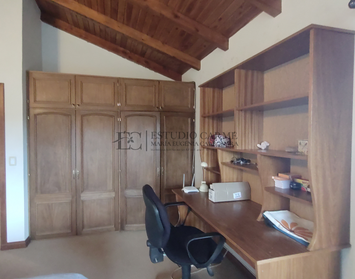 Casa 6 amb mas amplio quincho o depto con garage en Dina Huapi a 15 km de Bariloche zona residencial jardin