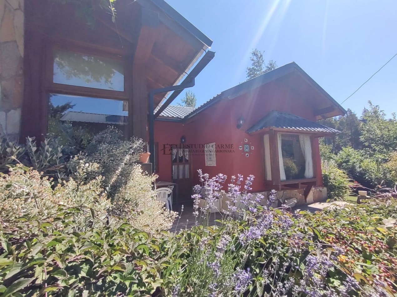 Casa en una planta en Bo. Las Rosas a 100 m de Bustillo km. 20,900 en venta en Bariloche