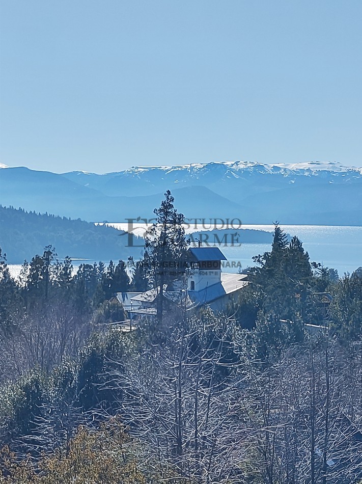 Vista al lago en San Ignacio del Cerro, Bariloche, con factibilidad para seguir construyendo