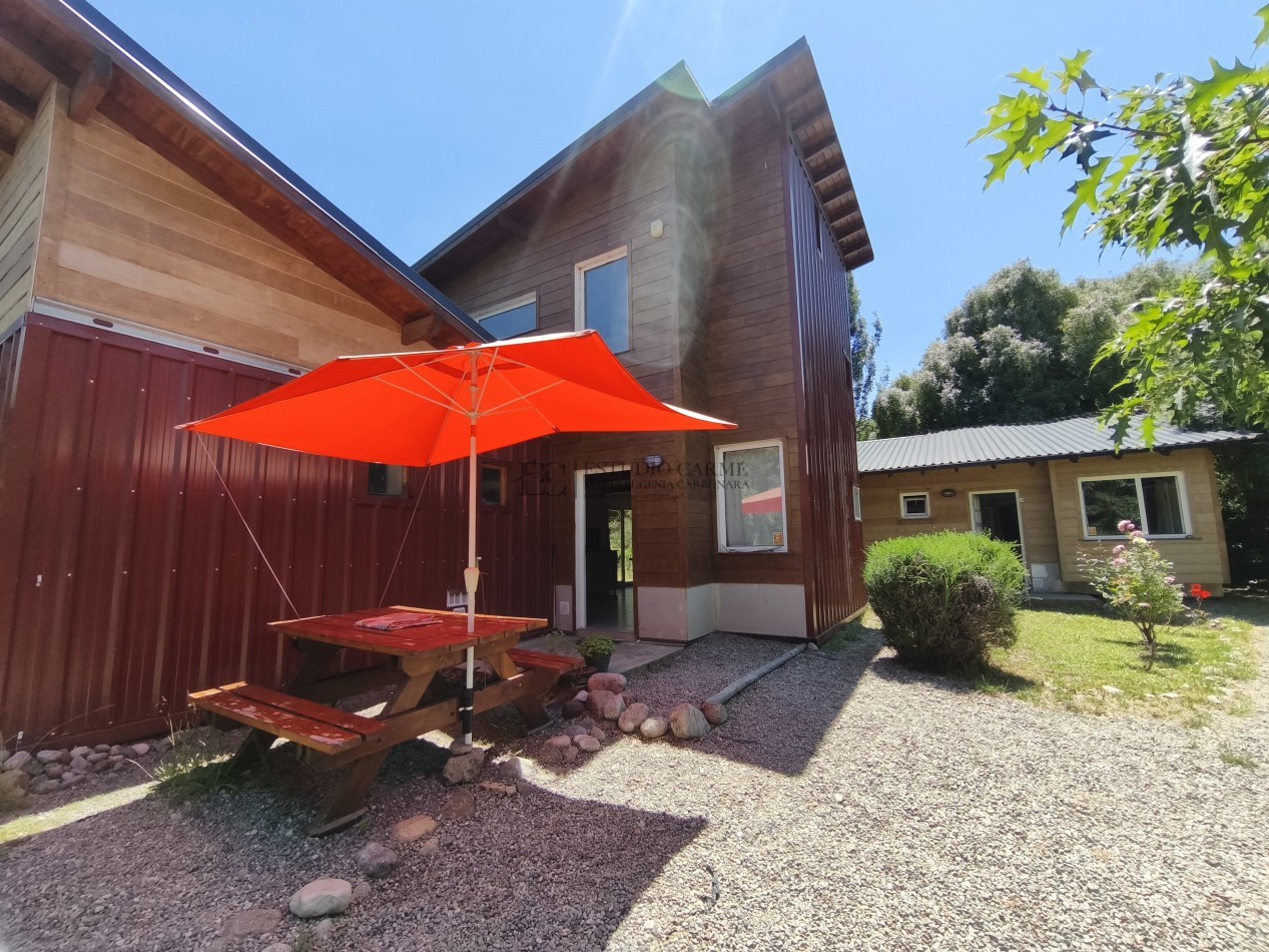 Casa en Lago Moreno con departamento + local u oficina en venta a 100 m de Playa del Viento Bariloche ideal vivienda mas renta turistica y emprendimiento