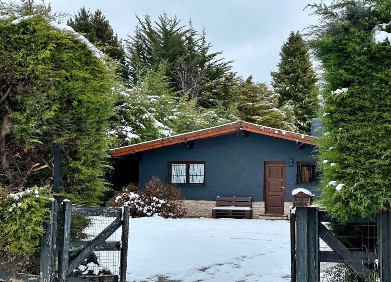 Casa 4 amb en Melipal, Bariloche  factibilidad para ampliar en venta 