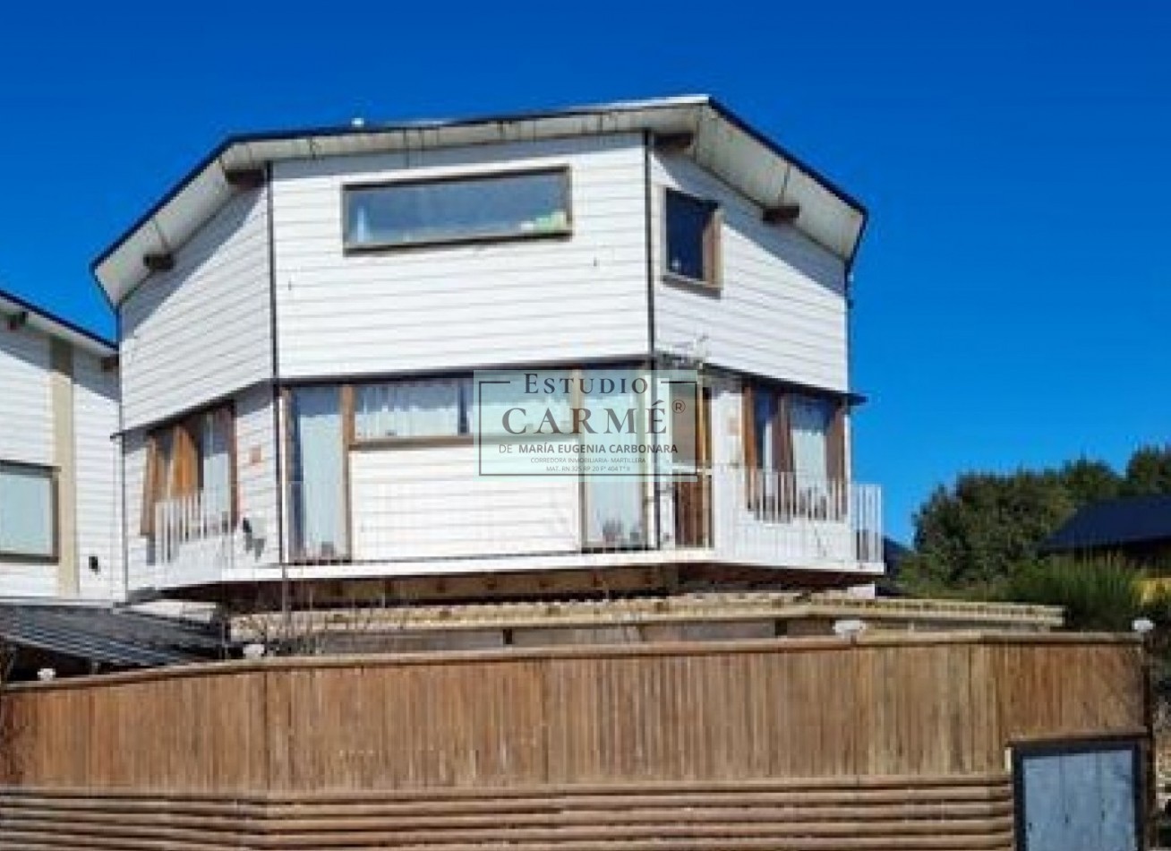 Casa en Ph en Las Victorias vista al lago jardin independiente, a 5' centro de Bariloche