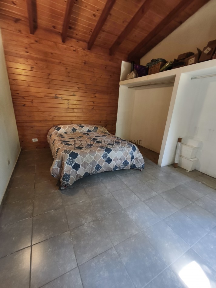 Casa en Lago Moreno con departamento + local u oficina en venta a 100 m de Playa del Viento Bariloche ideal vivienda mas renta turistica y emprendimiento