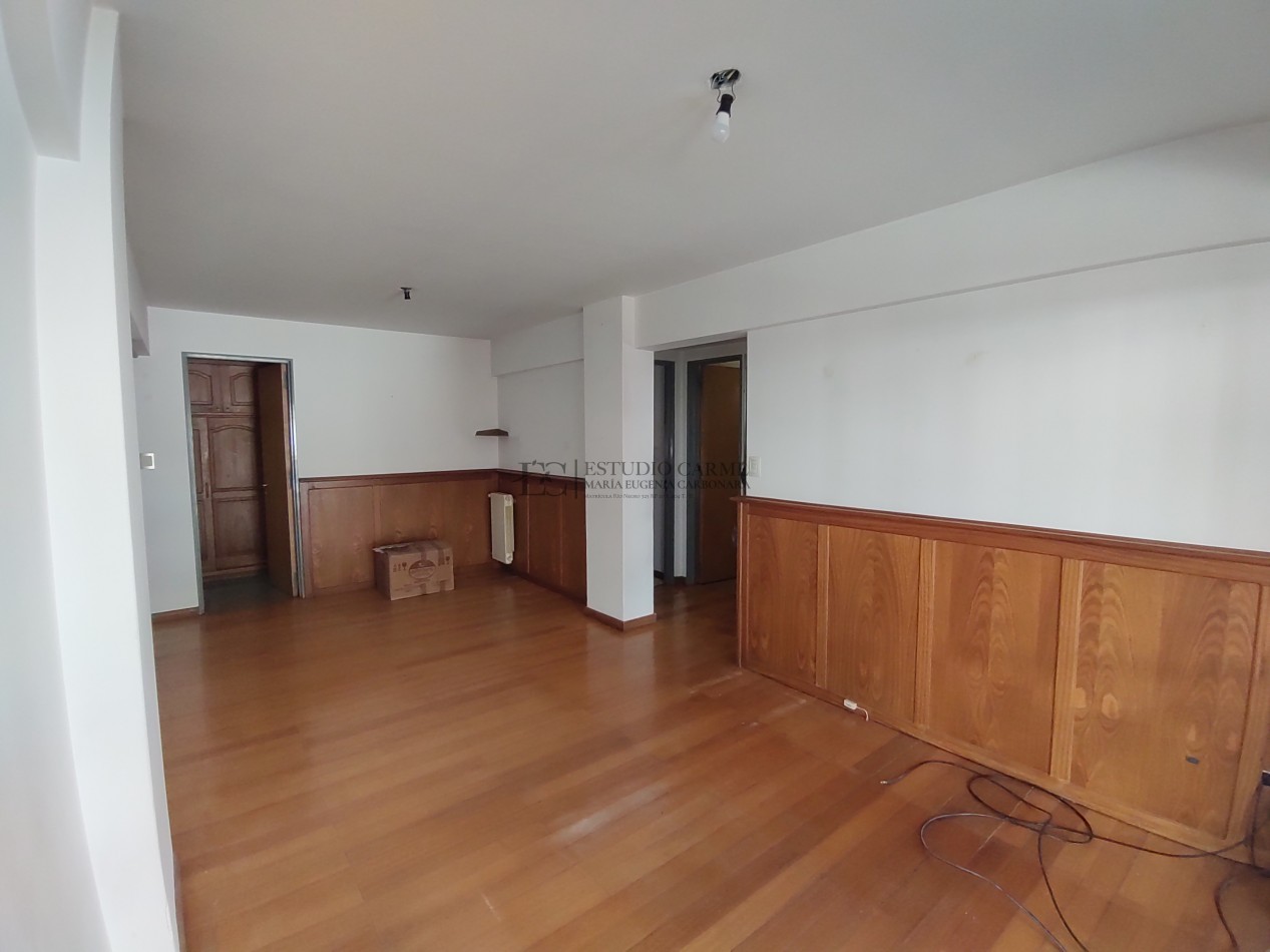 Depto 3 ambientes con baulera en el centro de Bariloche en venta apto credito hipotecario UVA