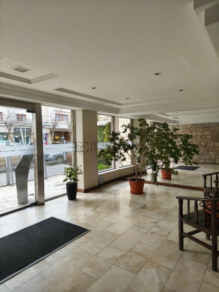 Depto 4 amb vivienda y apto profesional en el centro de Bariloche en alquiler permanente
