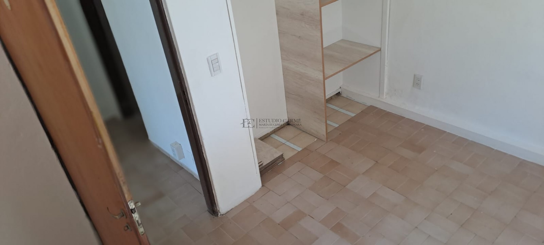 Lote con casa a 100 m del lago y del Rio Limay ubicacion estrategica en Dina Huapi con gas de red