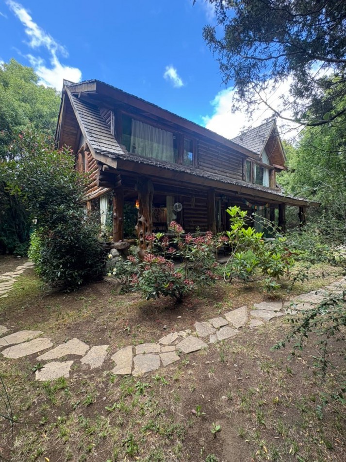 Casa con departamento en Playa Serena, Bariloche en venta