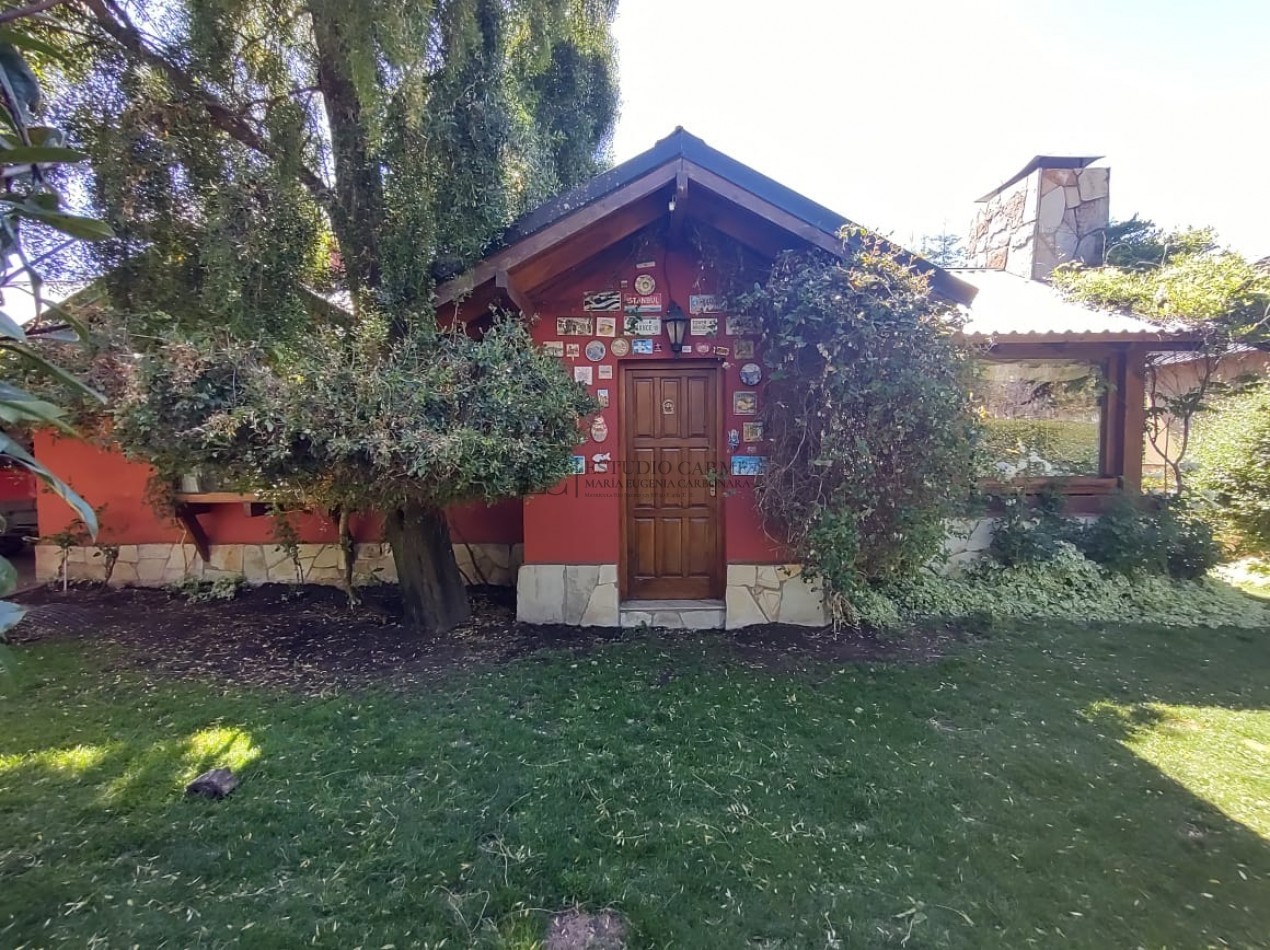 Casa en una planta en Bo. Las Rosas a 100 m de Bustillo km. 20,900 en venta en Bariloche