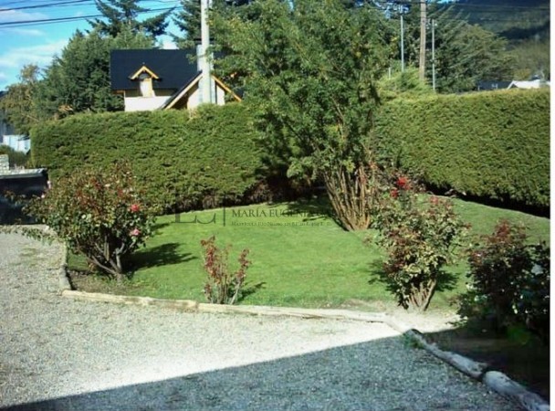 Casa 4 amb en Melipal, Bariloche  factibilidad para ampliar en venta 