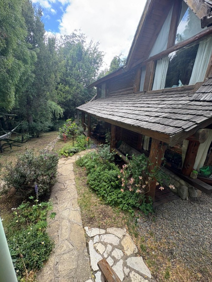 Casa con departamento en Playa Serena, Bariloche en venta