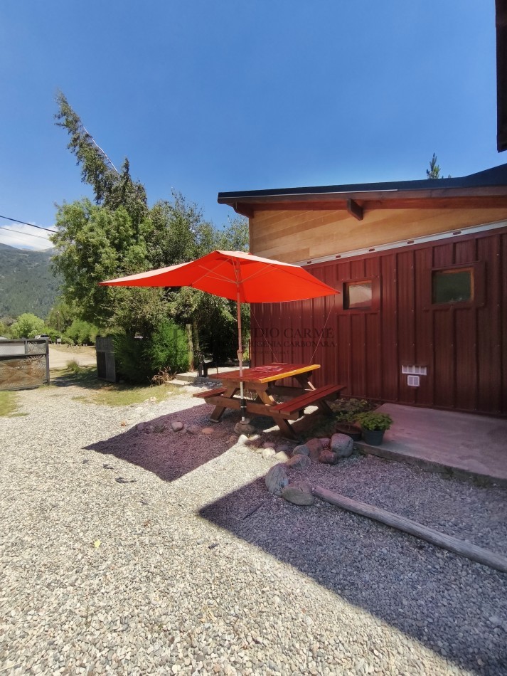 Casa en Lago Moreno con departamento + local u oficina en venta a 100 m de Playa del Viento Bariloche ideal vivienda mas renta turistica y emprendimiento