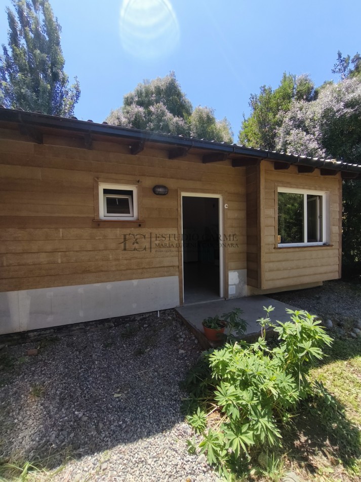 Casa en Lago Moreno con departamento + local u oficina en venta a 100 m de Playa del Viento Bariloche ideal vivienda mas renta turistica y emprendimiento