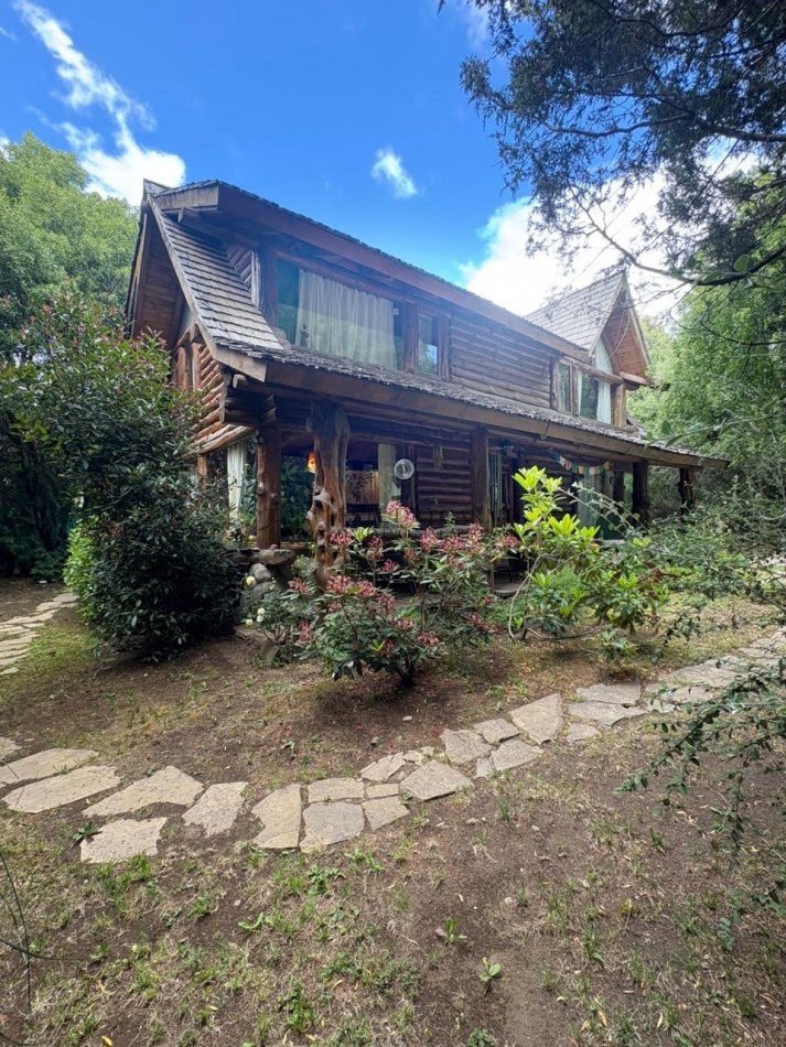 Casa con departamento en Playa Serena, Bariloche en venta