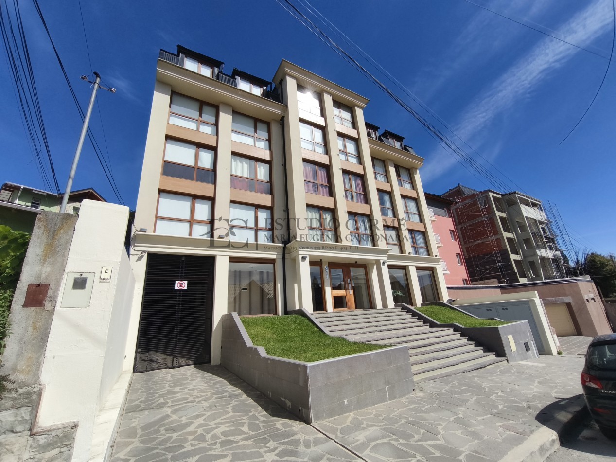 Duplex 3 amb 1 suite vista al lago cochera y baulera en Bo. Belgrano, Bariloche en venta ideal renta turistica 