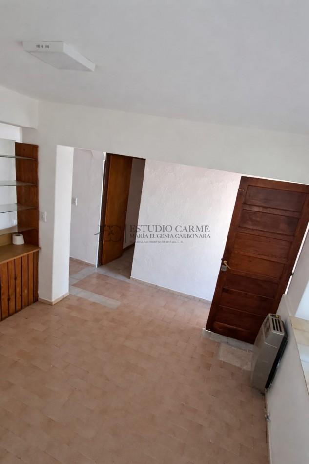 Lote con casa a 100 m del lago y del Rio Limay ubicacion estrategica en Dina Huapi con gas de red