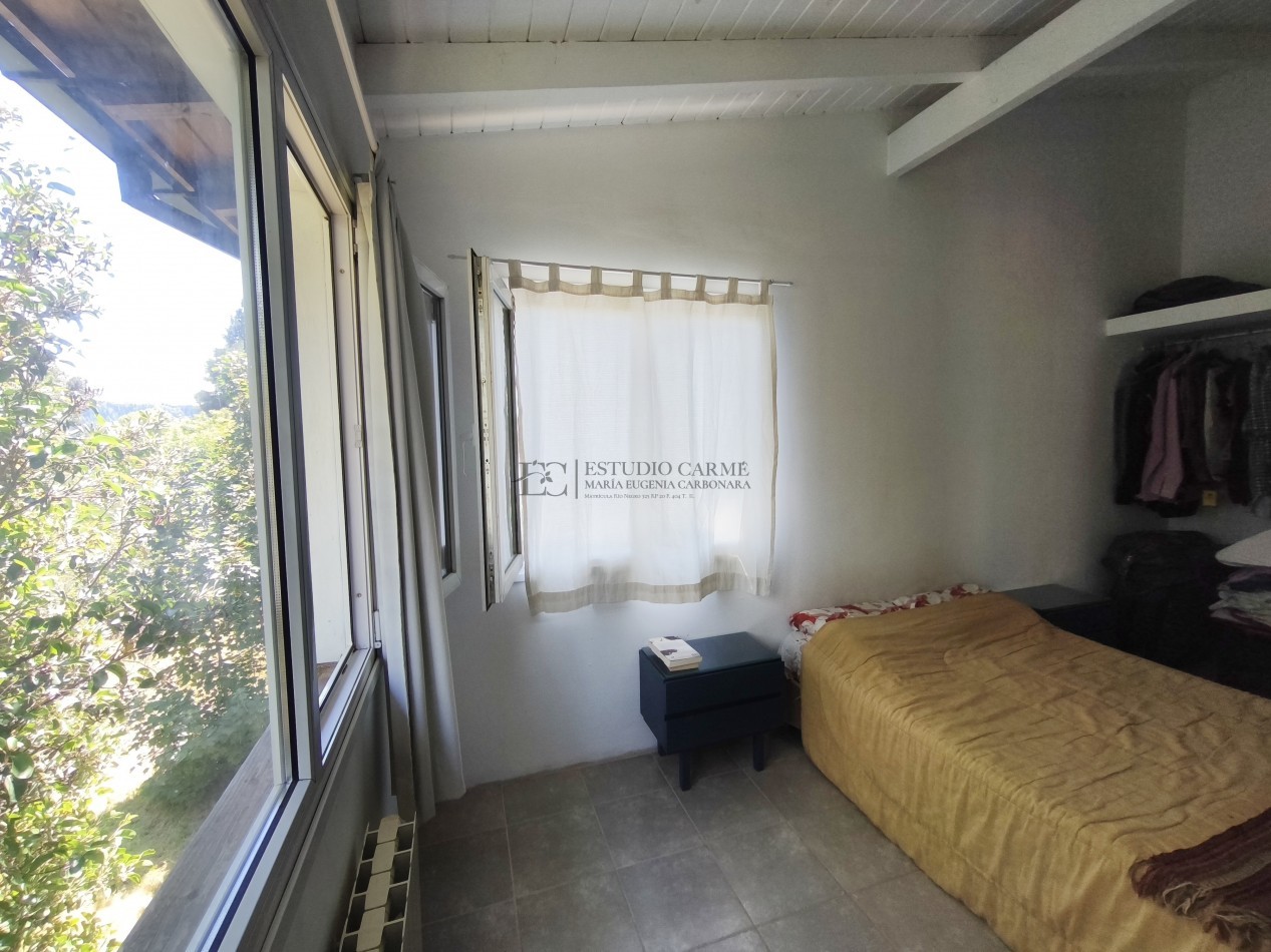 Casa en Lago Moreno con departamento + local u oficina en venta a 100 m de Playa del Viento Bariloche ideal vivienda mas renta turistica y emprendimiento