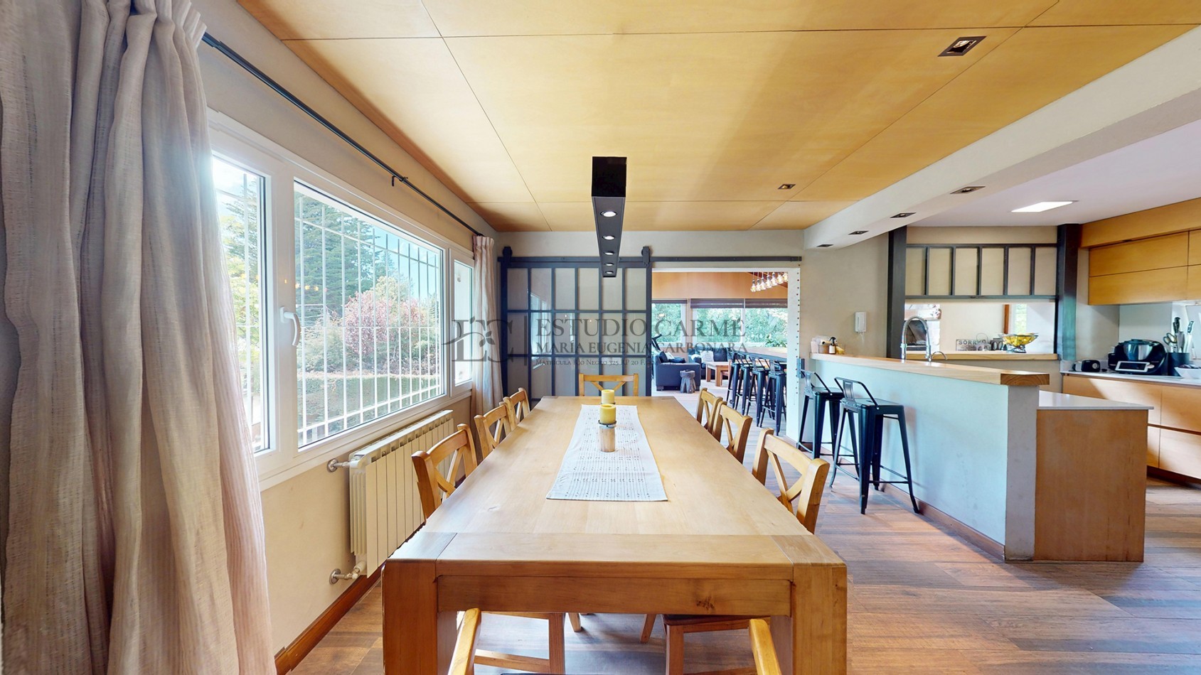 Amplia casa con pileta en La Cascada, Bariloche, en venta