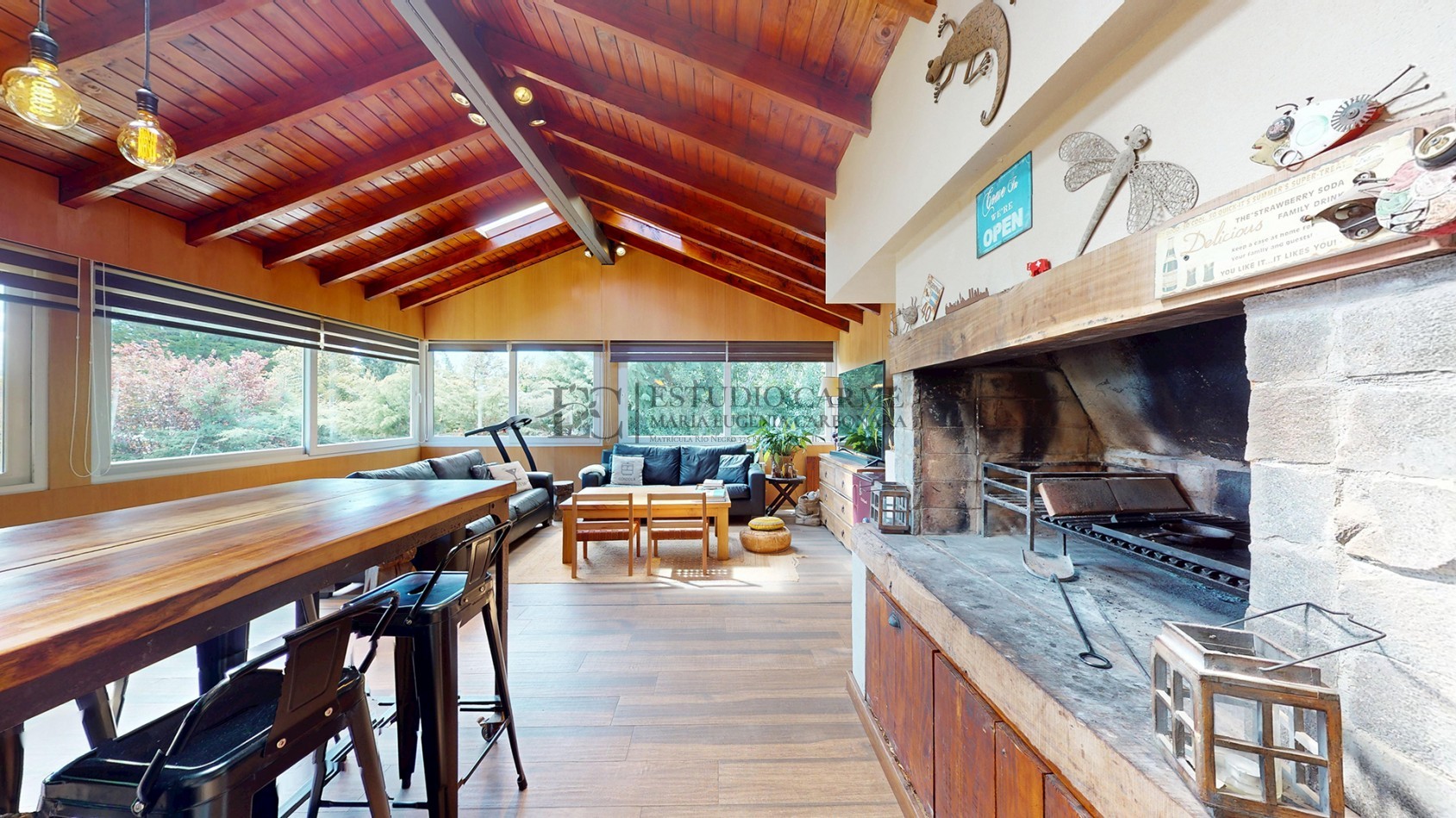 Amplia casa con pileta en La Cascada, Bariloche, en venta