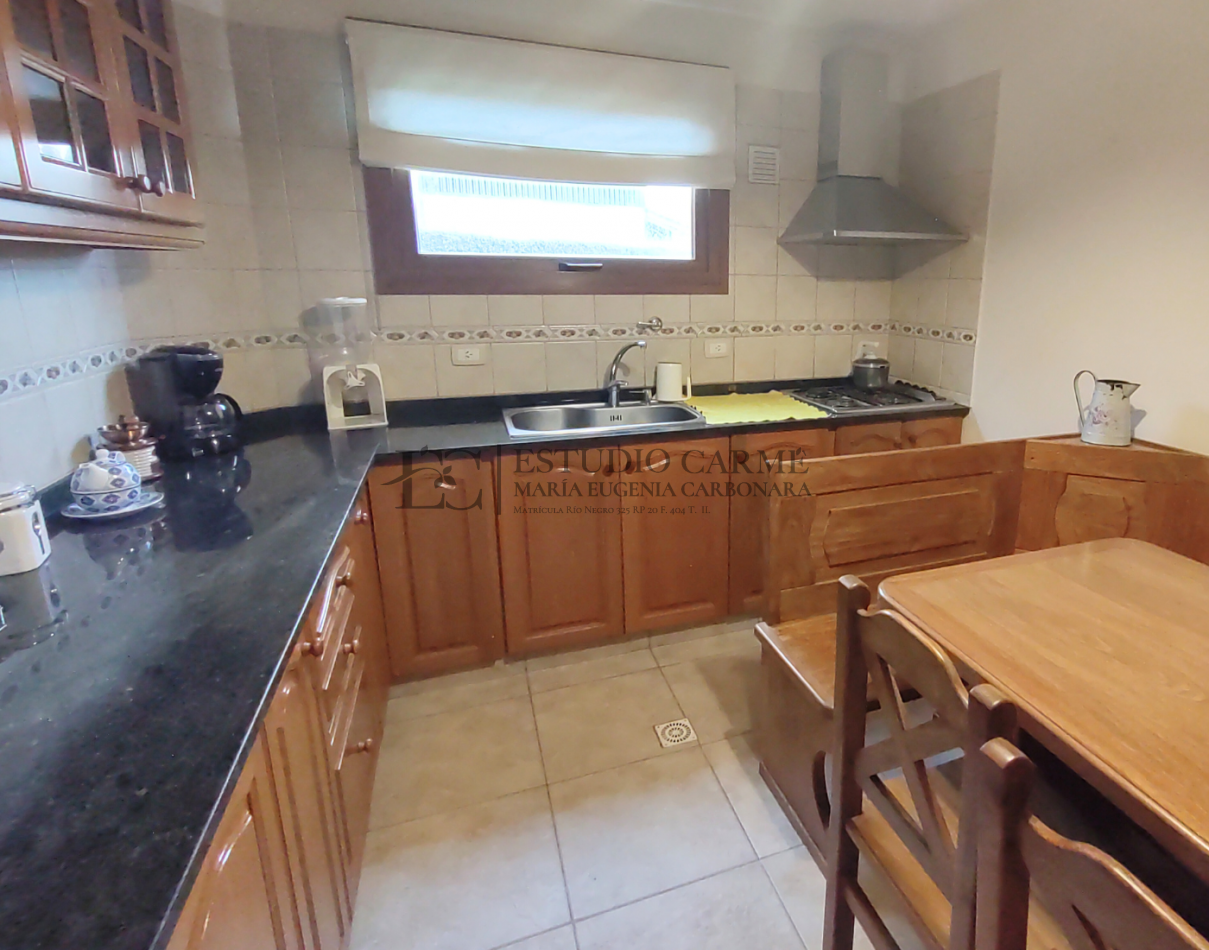 Casa 6 amb mas amplio quincho o depto con garage en Dina Huapi a 15 km de Bariloche zona residencial jardin