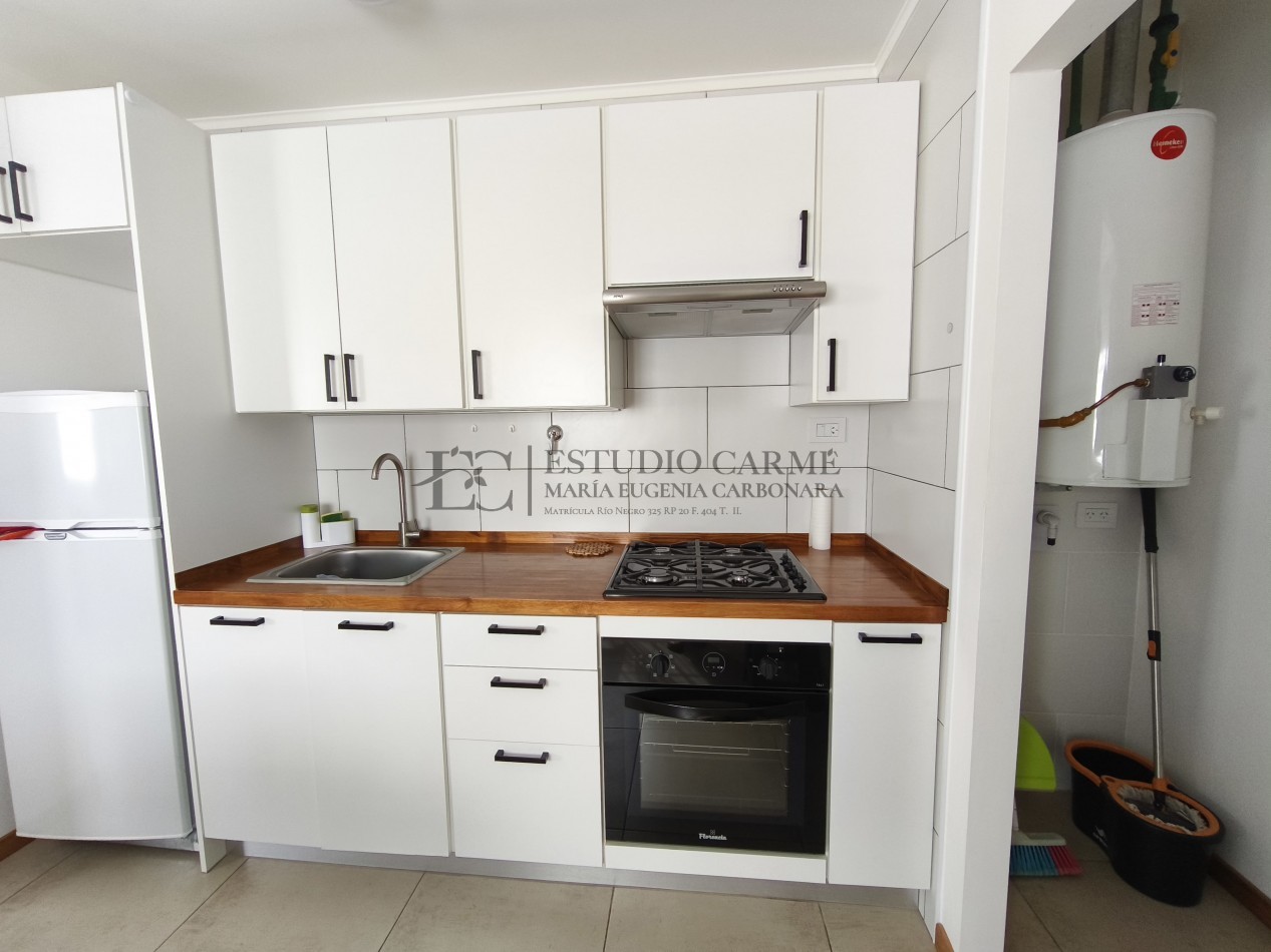 Casa Ph en alquiler permanente impecable en Barrio Las Victorias Bariloche patio propio baño y toilette lavadero espacio guardacoche sin expensas